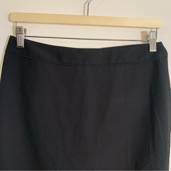 Black H-line Skirt from Korea - Picture 2 of 8